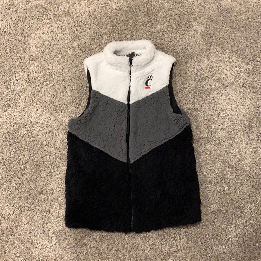 UC Game Day Couture Sherpa Vest